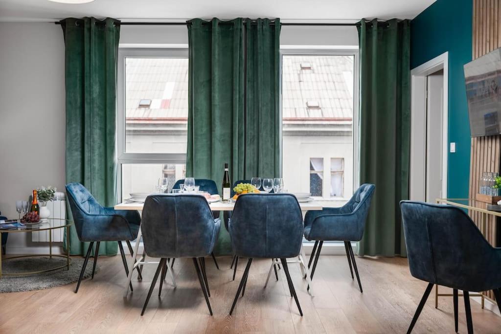 Cavallo Deluxe Xl City Center Apartment